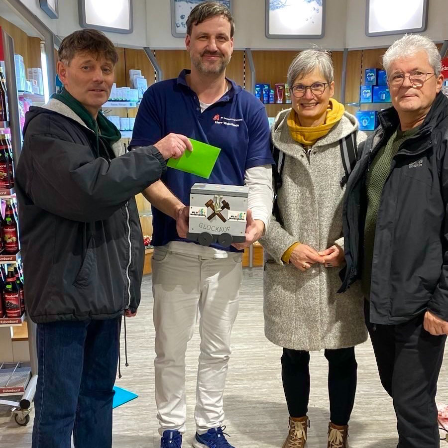 Geldübergabe an #WirinWeddinghofen! Geldübergabe an #WirinWeddinghofen!